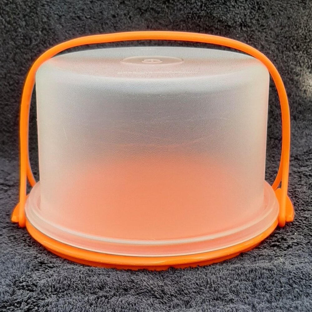 Tupperware Tuppertoys Mini Cake Taker Orange